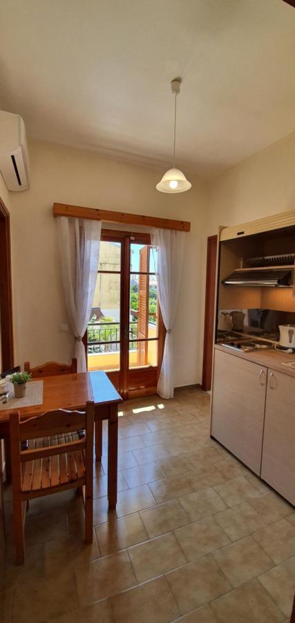 Nicoll Aparthotel *