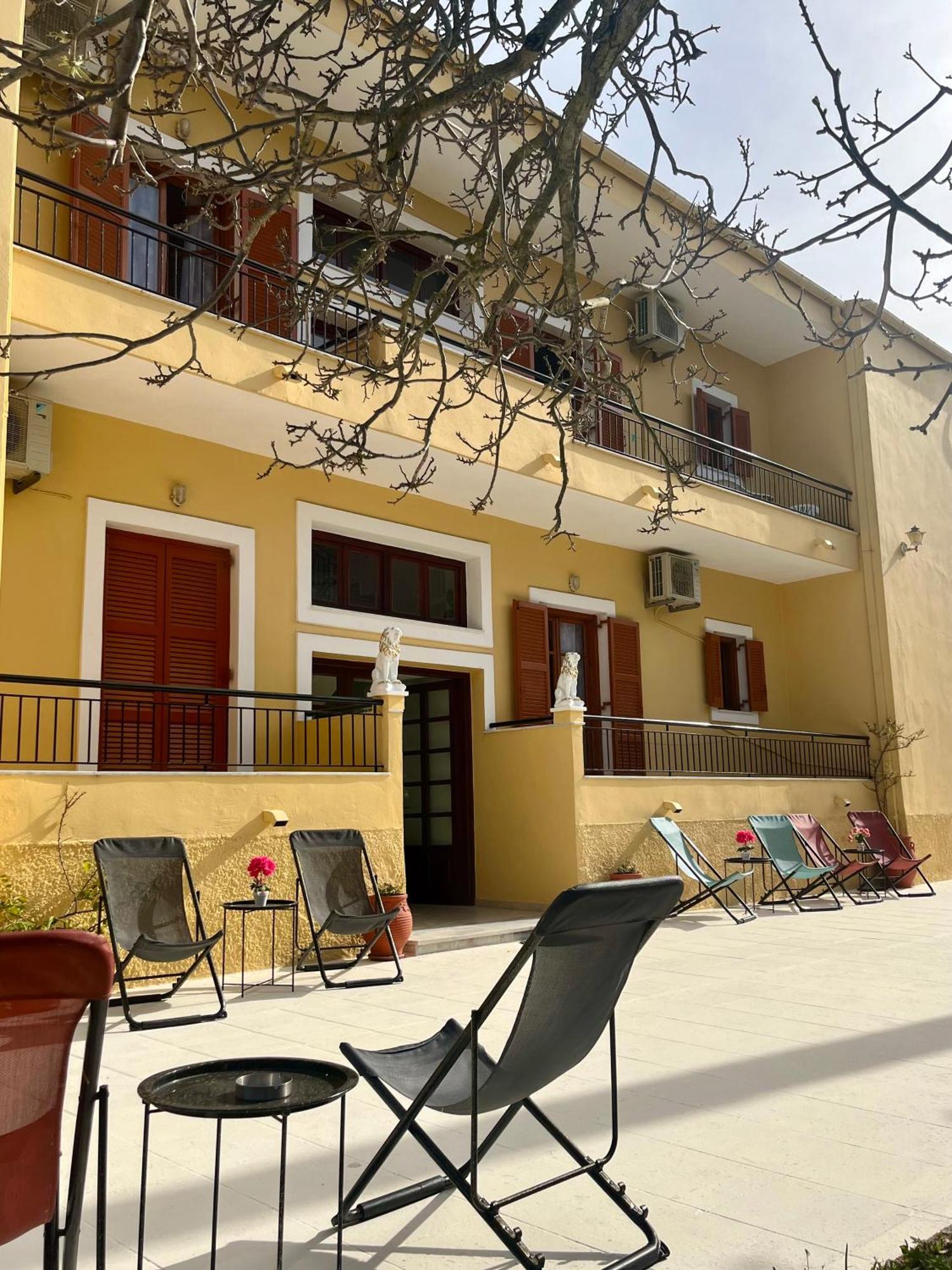 Nicoll Aparthotel